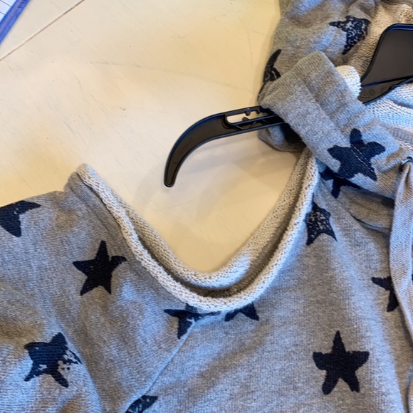 Stories hoodie no shoulders - Picture 4 of 5